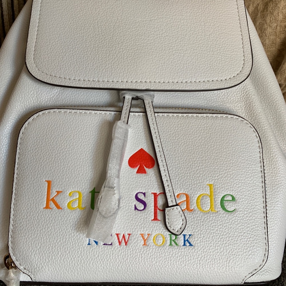 Authentic KATE SPADE Leather Flap drawstring rainbowπmedium backpack - Picture 11 of 15